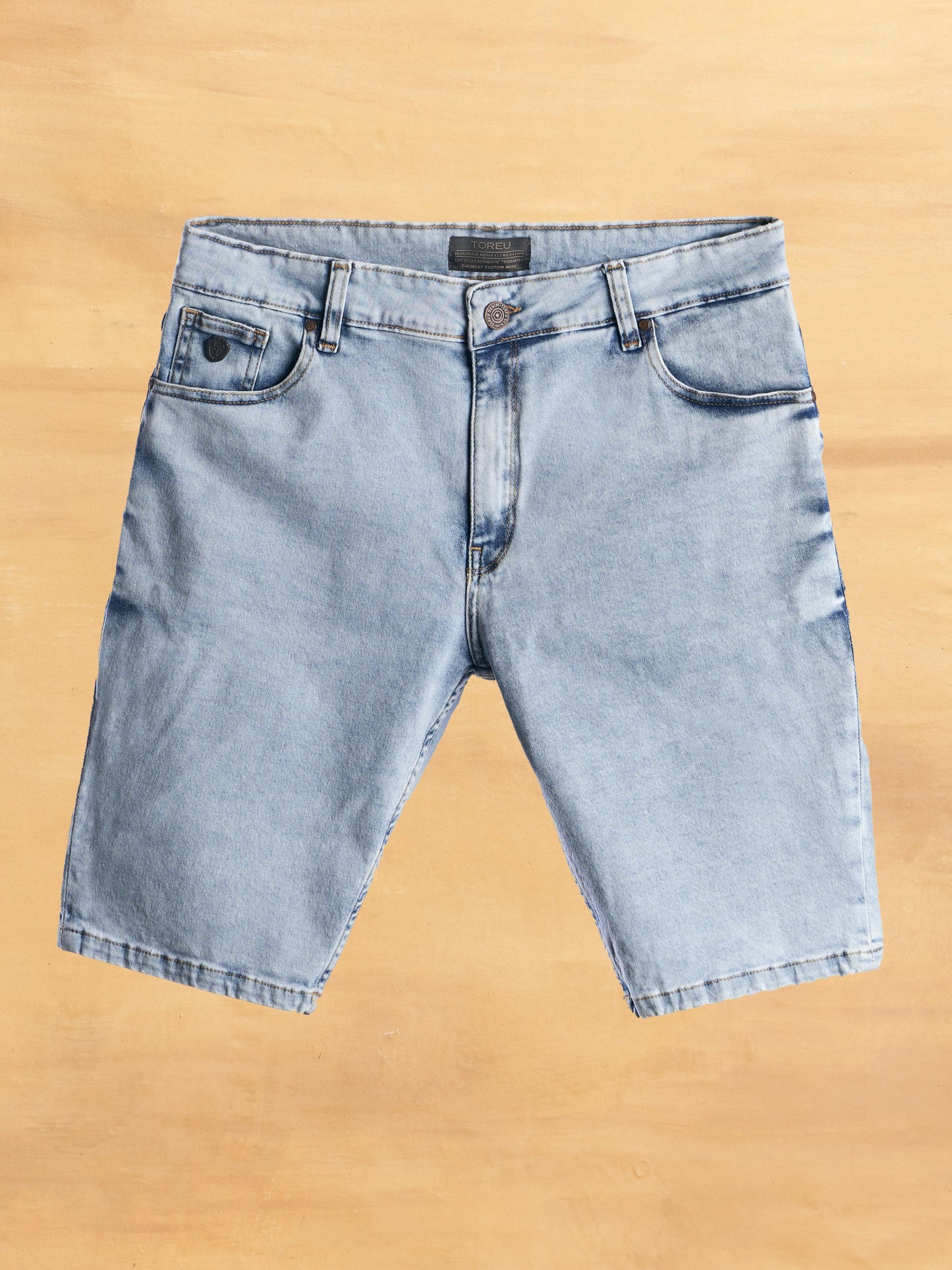 Bermuda Rally · Slim fit