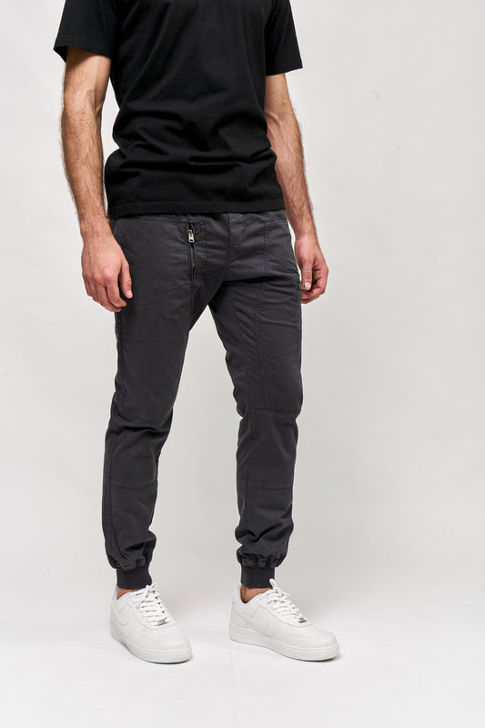 Babucha Guinea · Slim fit