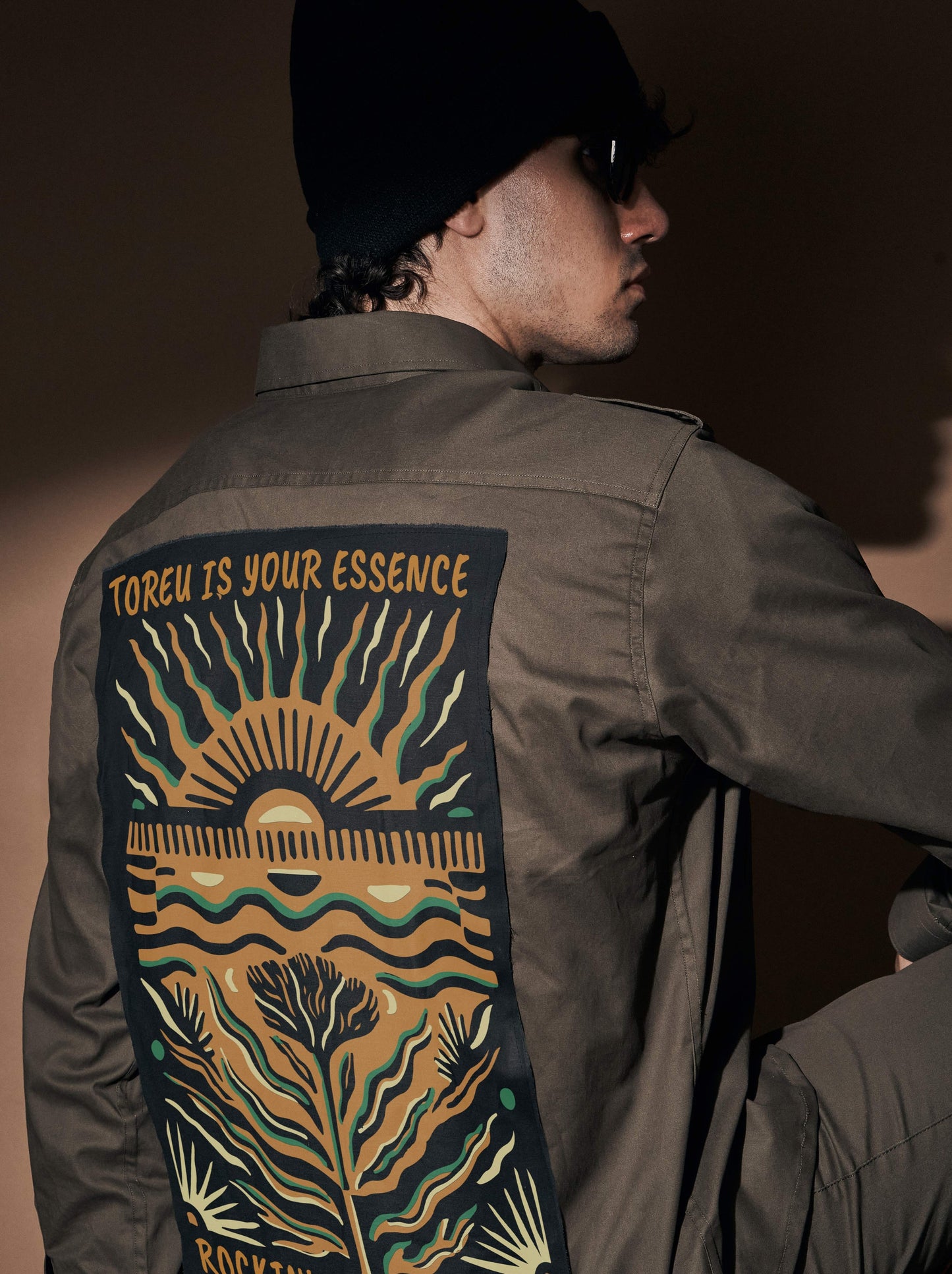 Jacket ANTIBES · Gabardina estampada