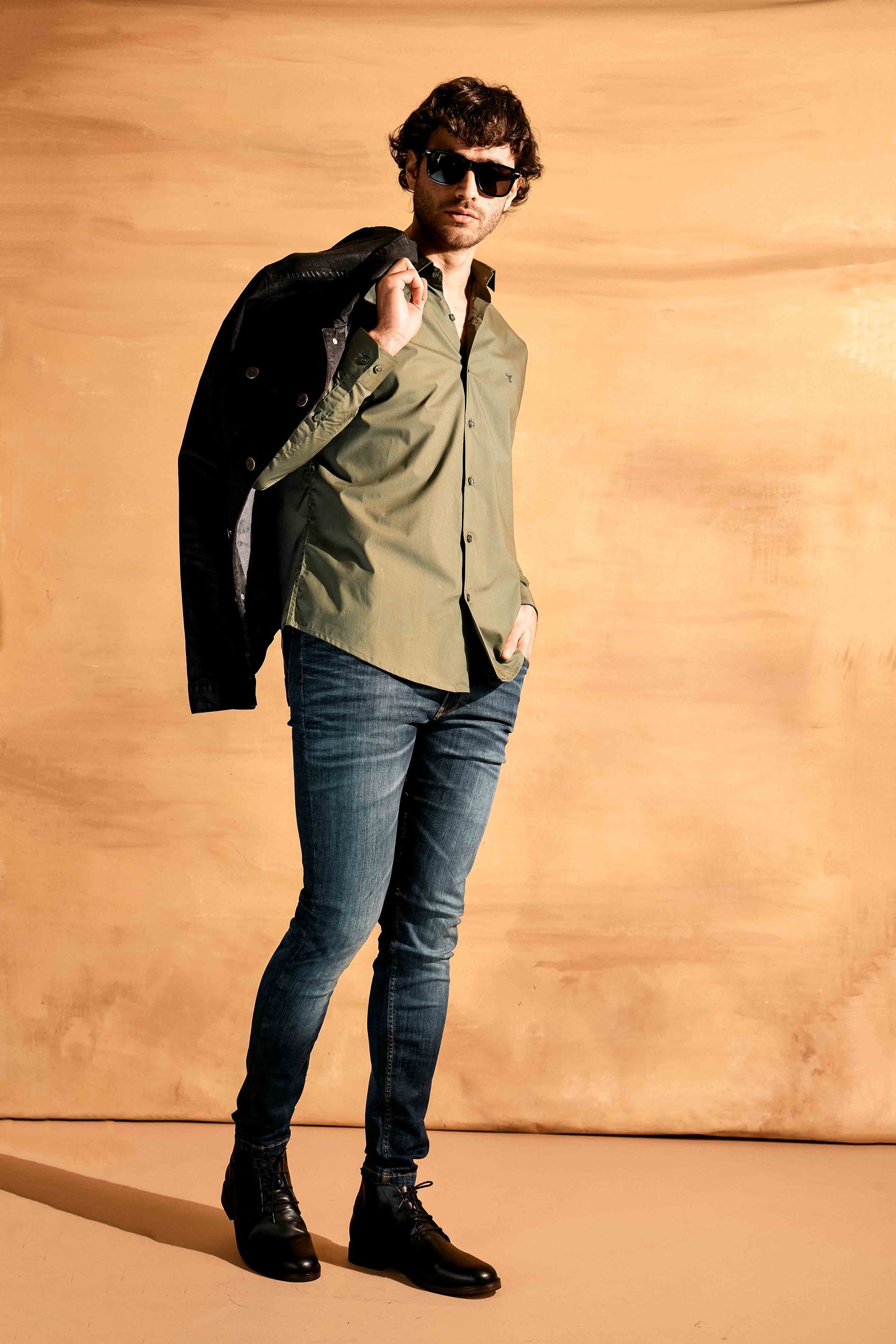 Camisa Cliff · Premium . Regular Fit