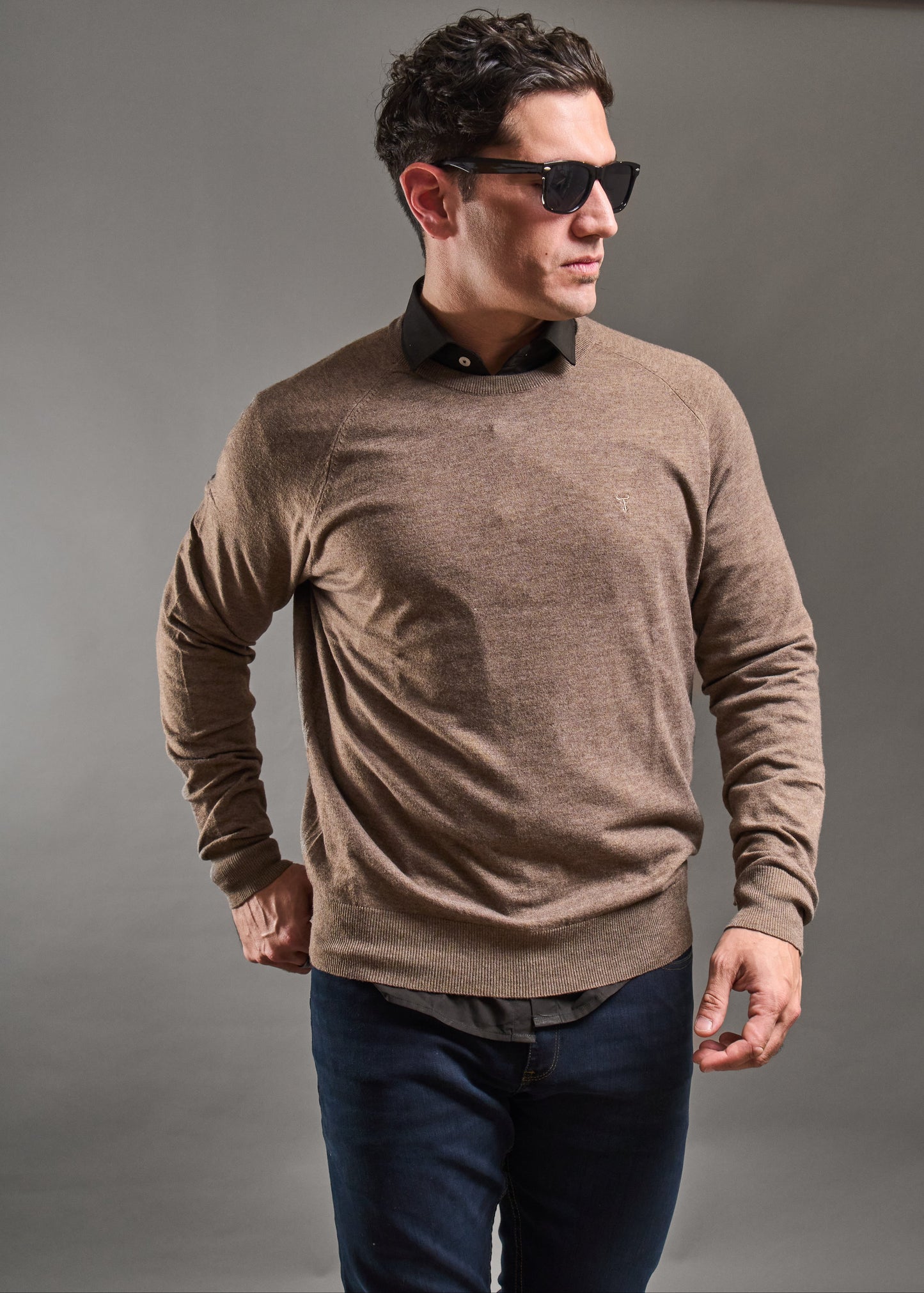 Sweater LECLERC Tostado · Slim Fit