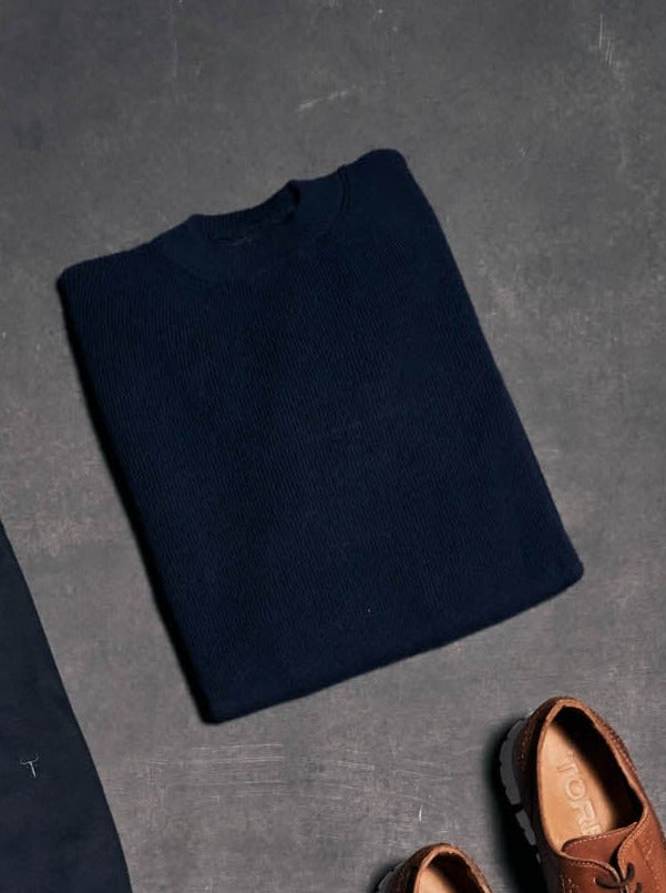 Sweater LYON · Cuello redondo