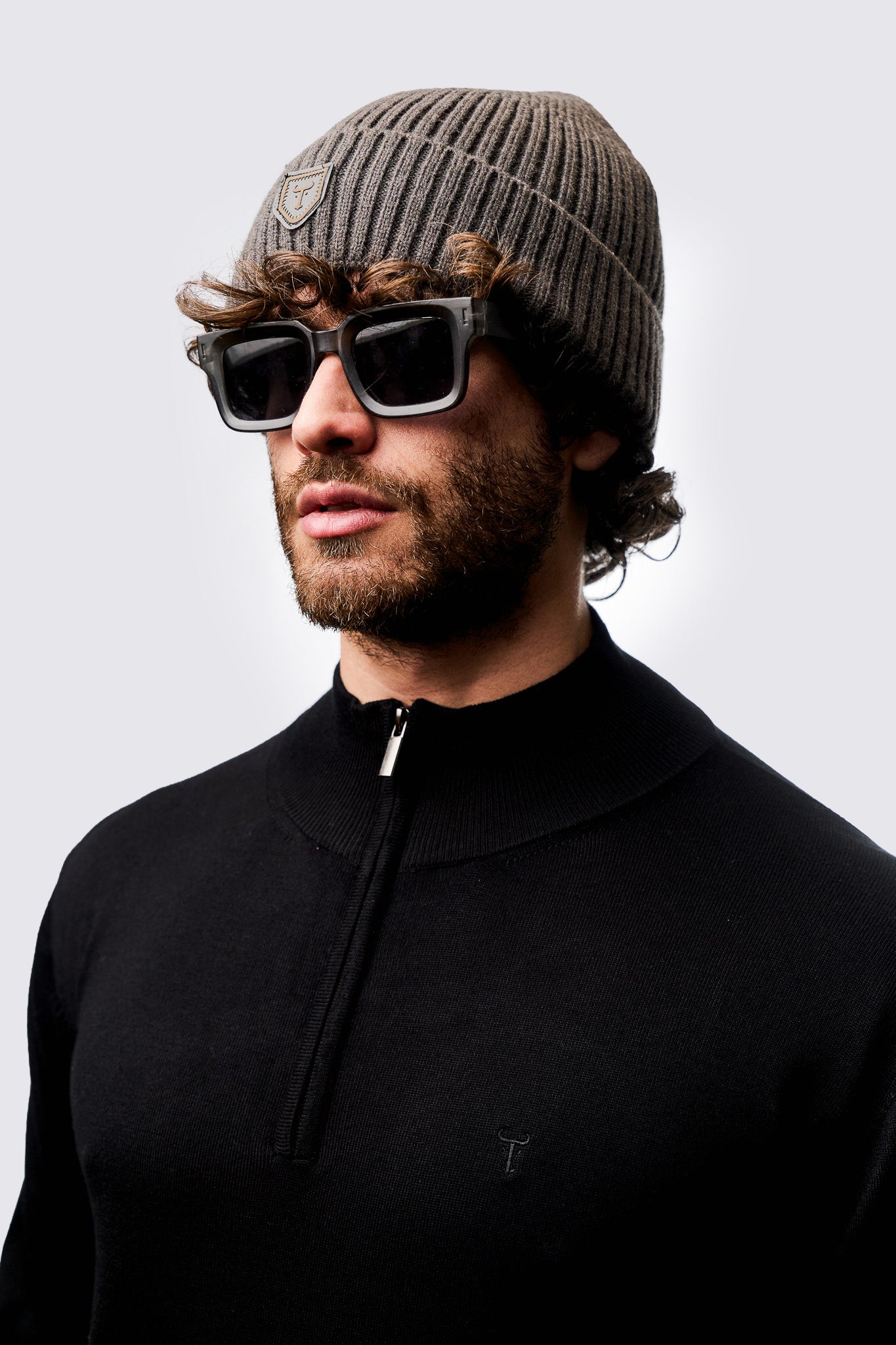 Sweater Hamilton · Cuello medio cierre