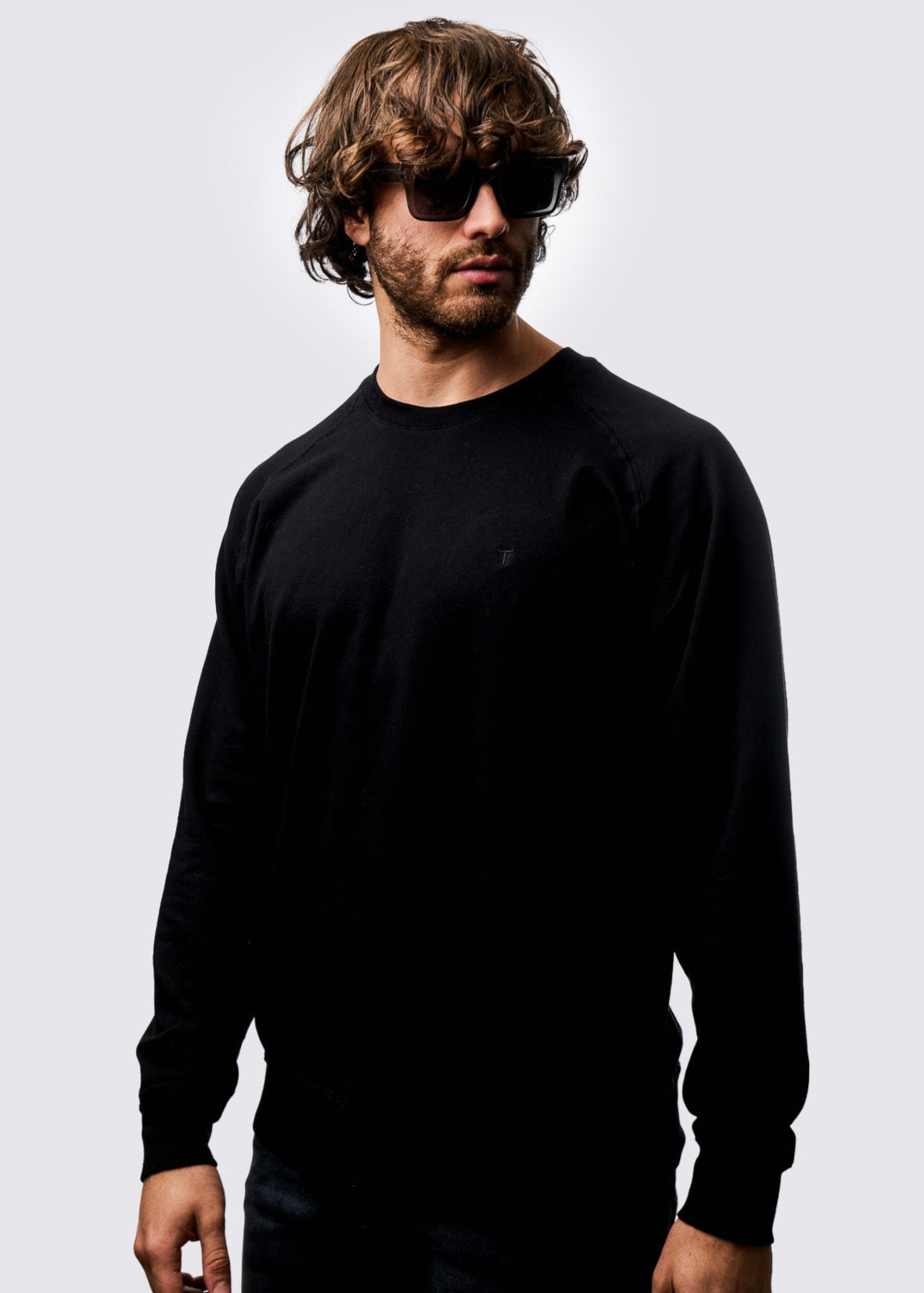 Buzo Ward · Slim Fit