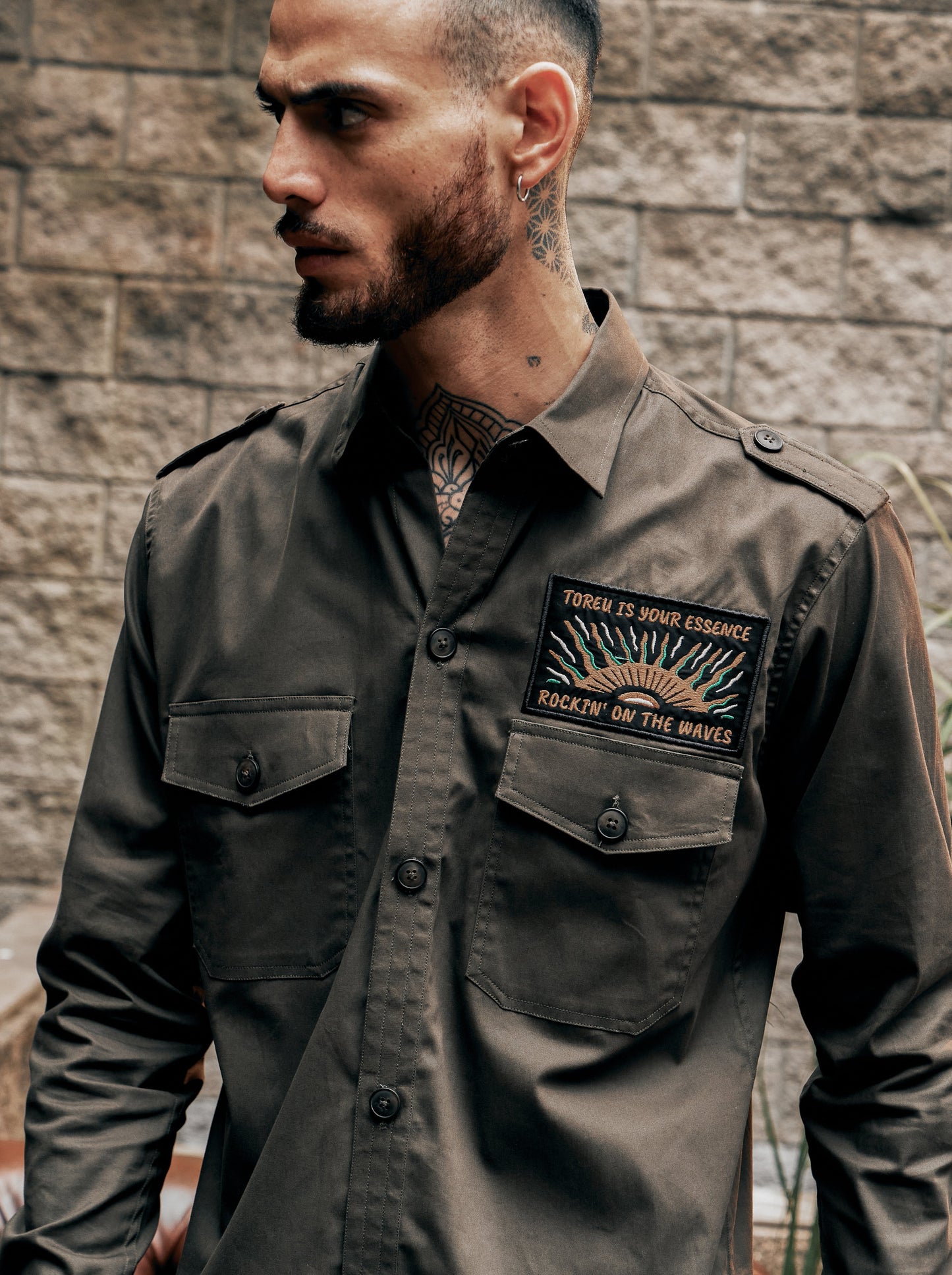 Jacket ANTIBES · Gabardina estampada