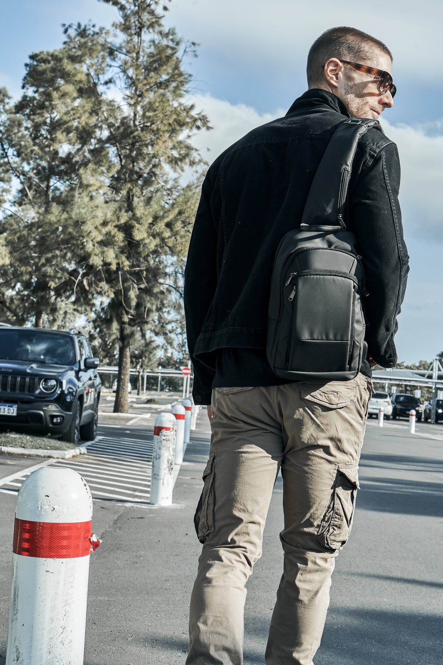 Cargo Africa · Slim fit