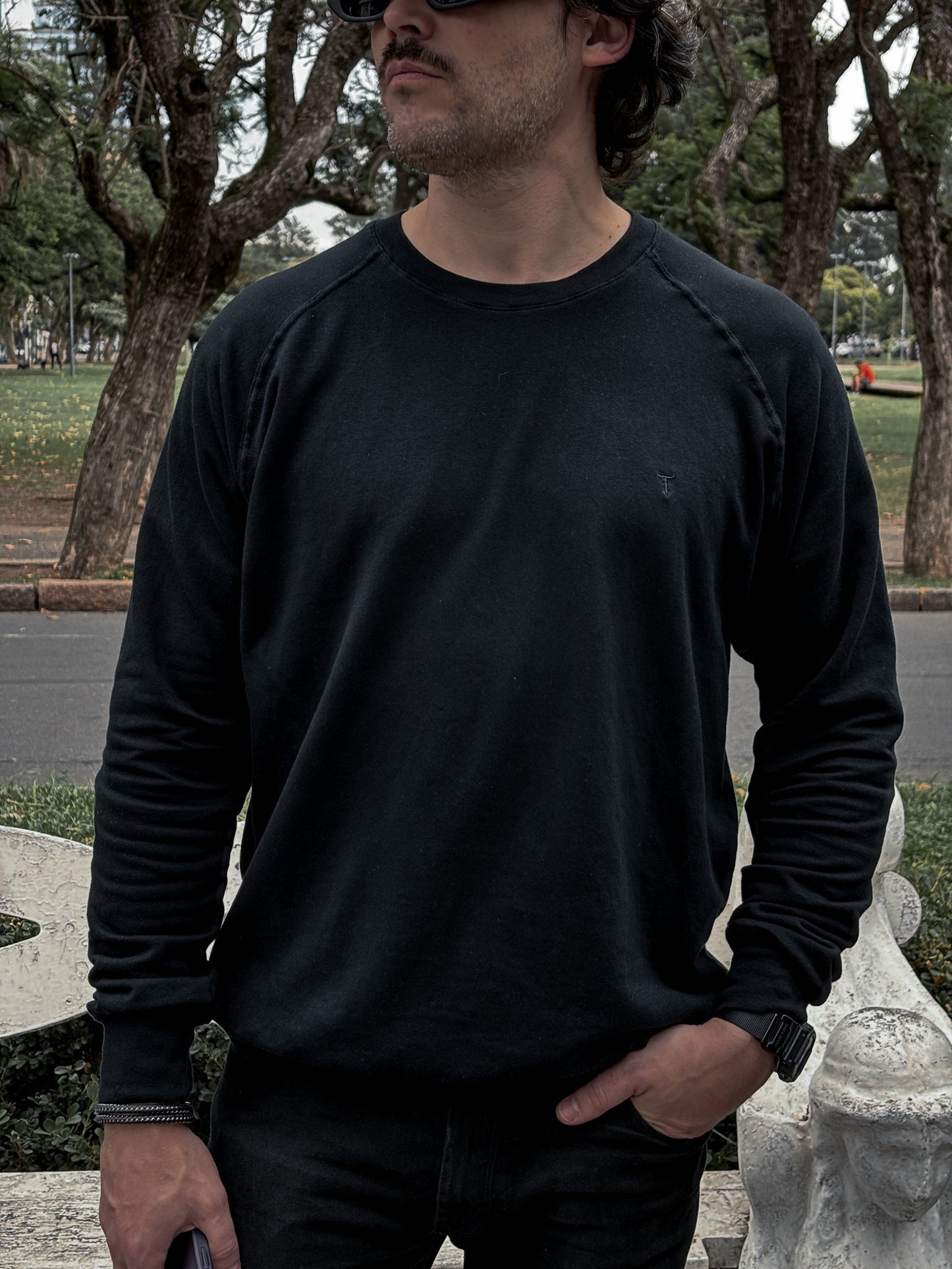 Buzo Ward · Slim Fit