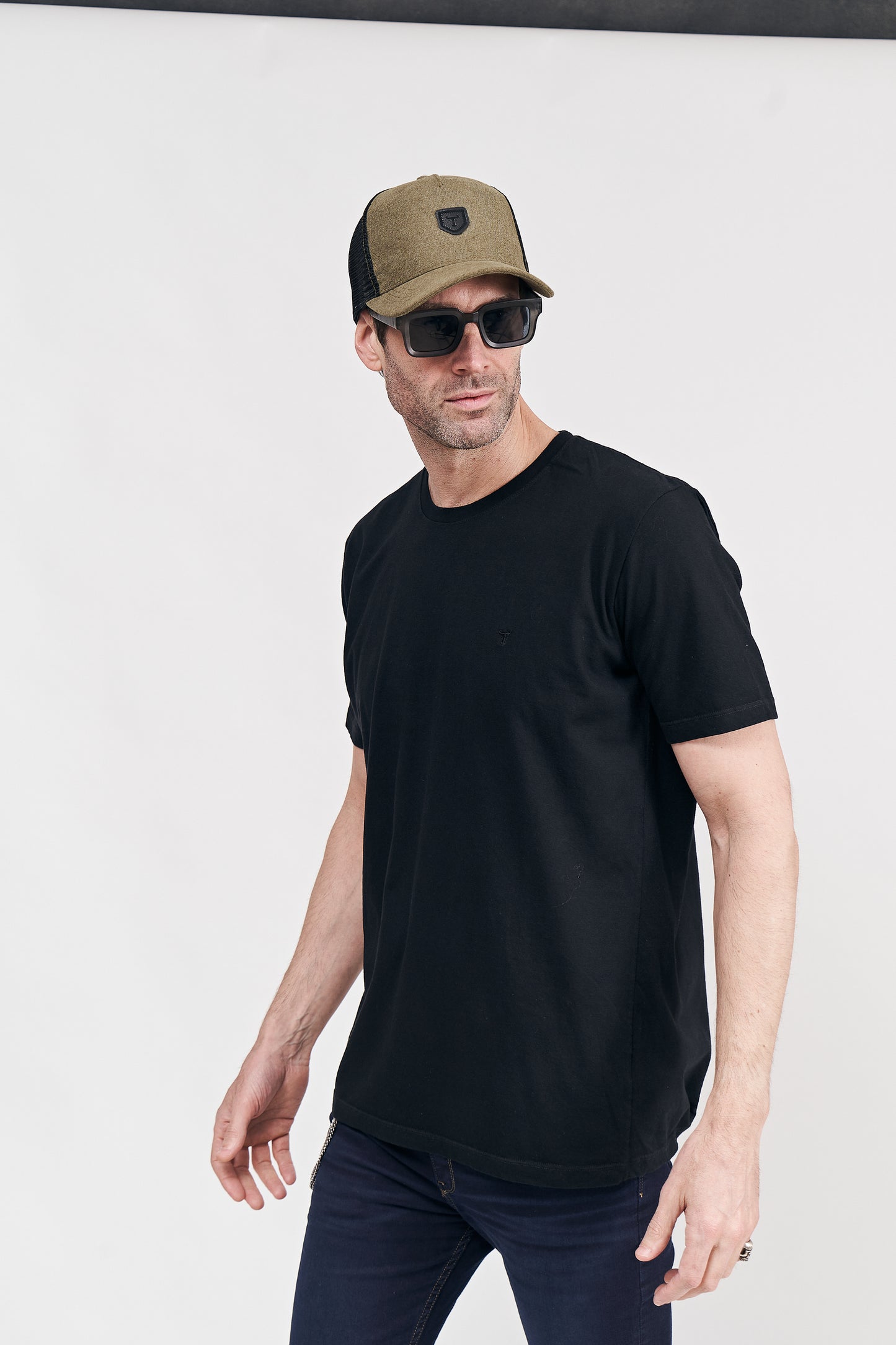 Remera Hank · Pima