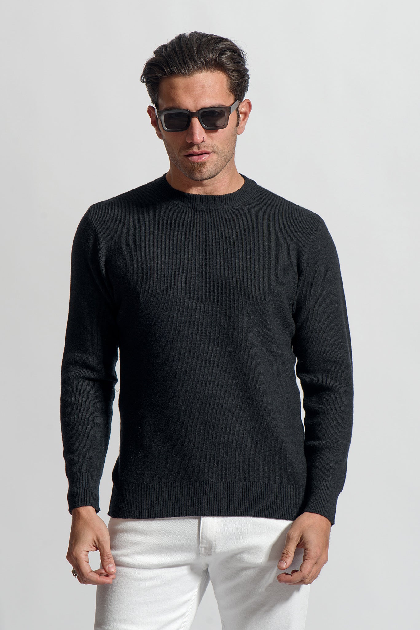Sweater LYON · Cuello redondo