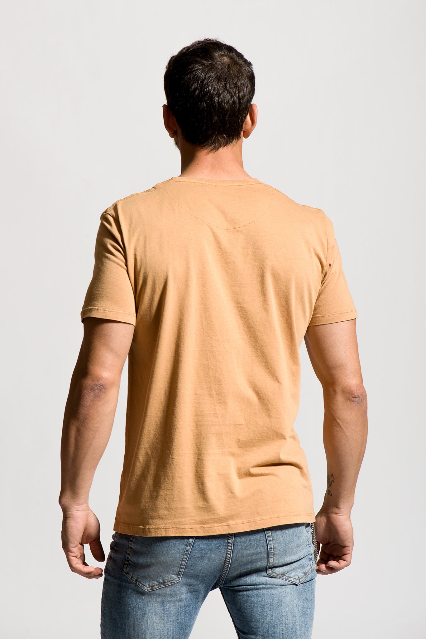 Remera Pen · Slim Fit