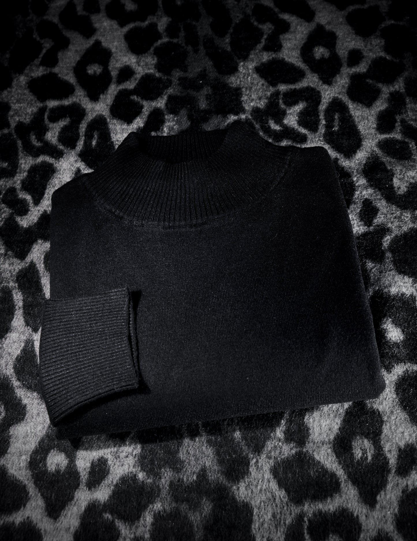 Sweater Nox · Cuello polera