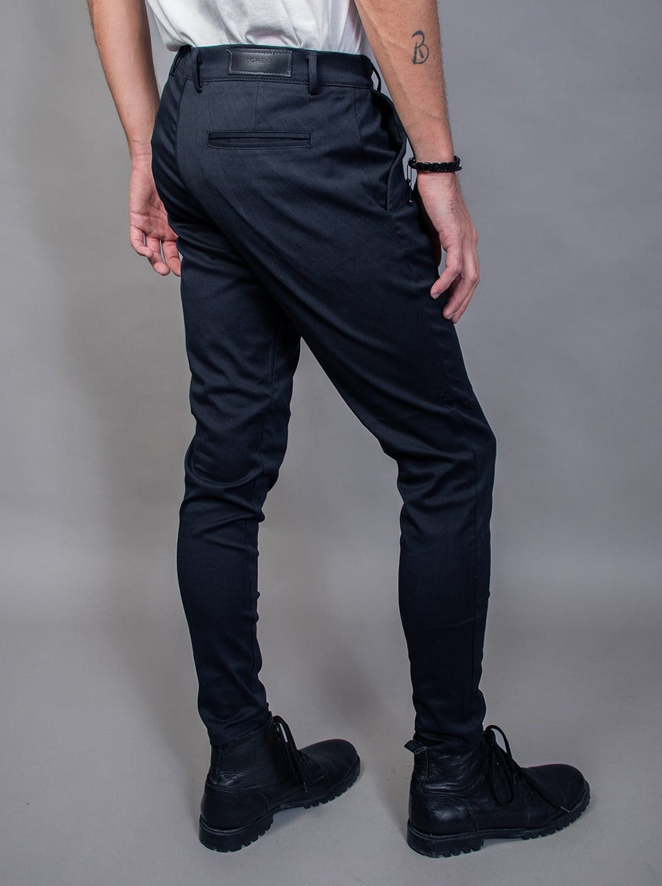 Chino Tarly · Skinny fit