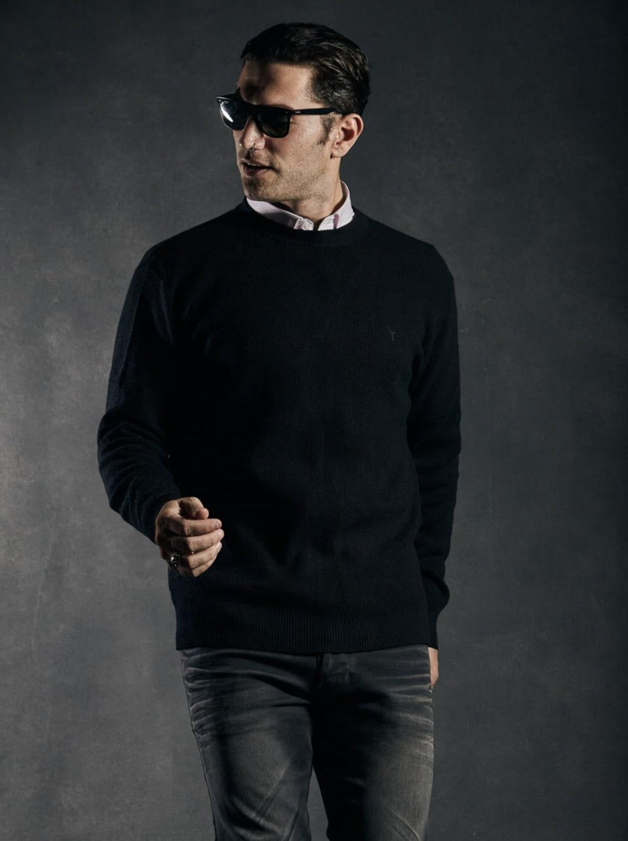 Sweater LYON · Cuello redondo