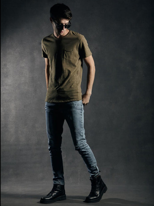 Remera Fox con bolsillo · Flame