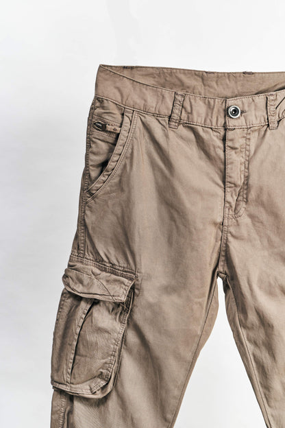 Cargo Africa · Slim fit