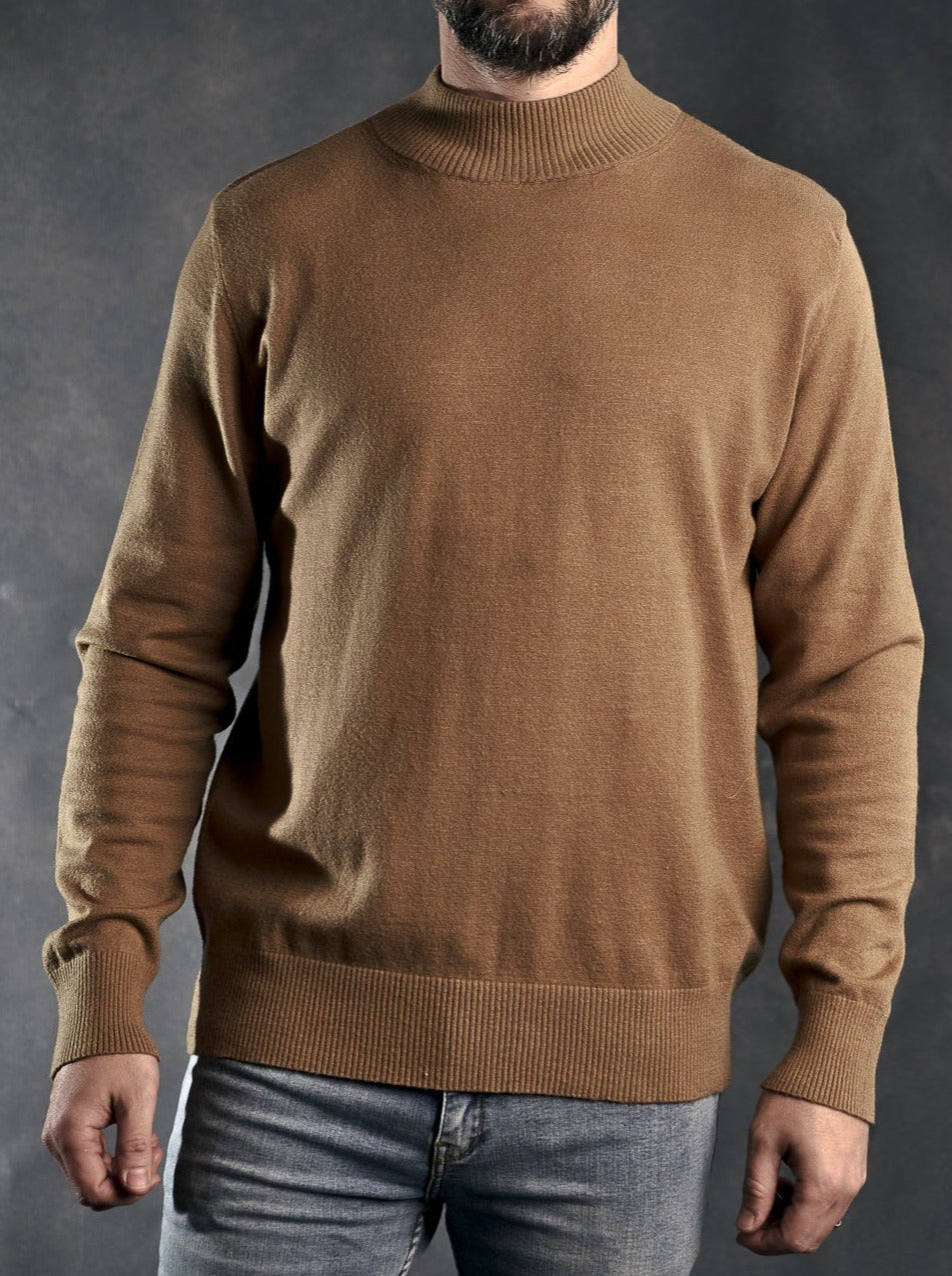 Sweater Nox · Cuello polera