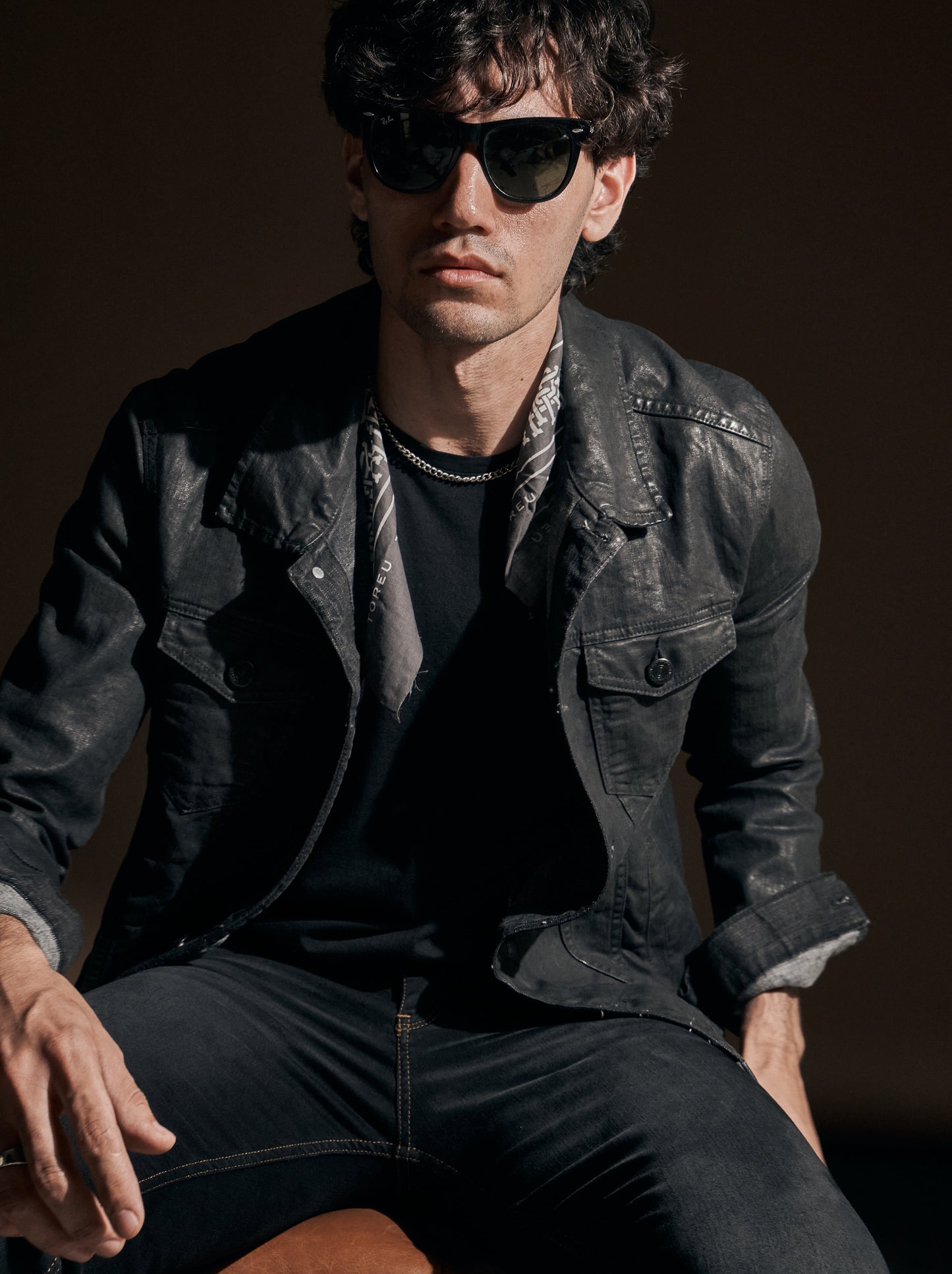 Newton Black · Skinny Fit