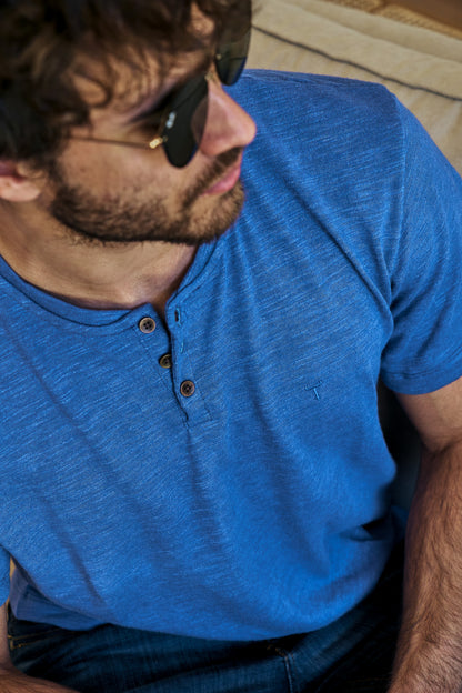 Remera Kendal M/C · Slim Fit