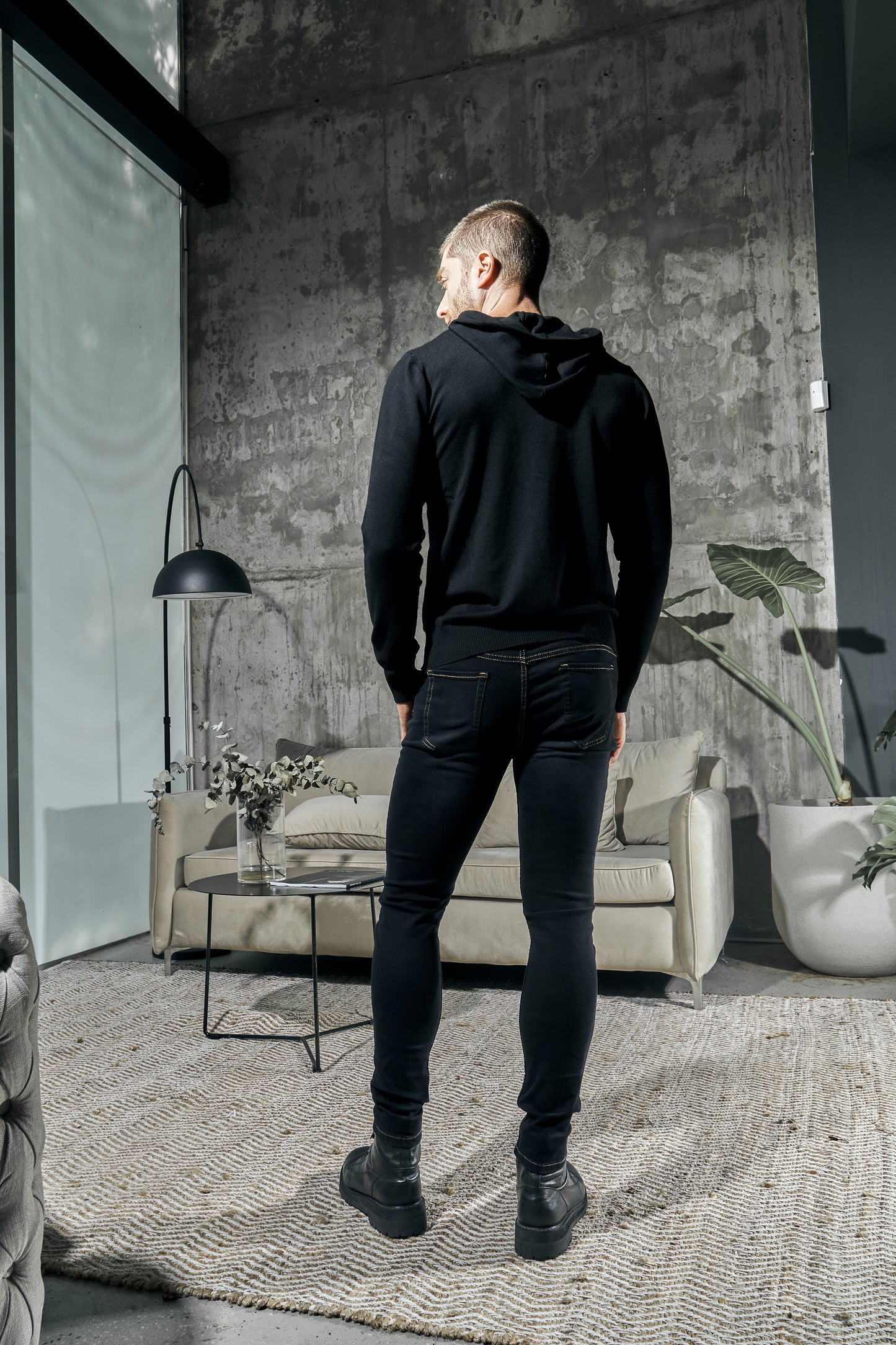 Newton Black · Skinny Fit