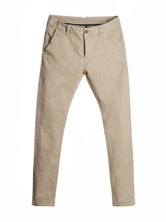 Chino Pharrel Arena · Slim fit