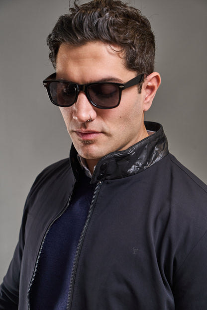 Campera SUIZA Negro · Slim fit