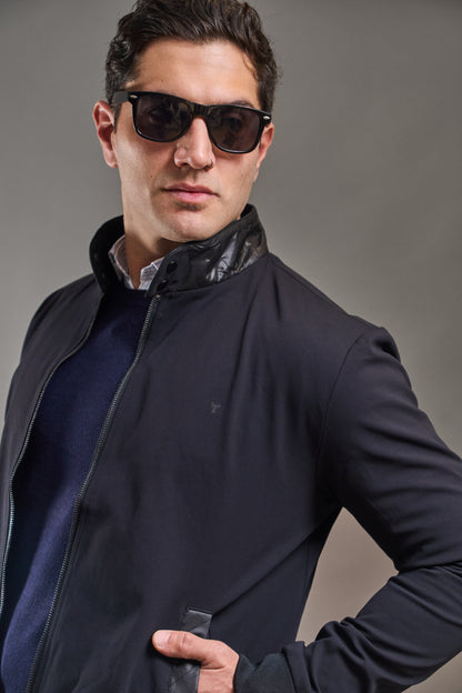 Campera SUIZA Negro · Slim fit