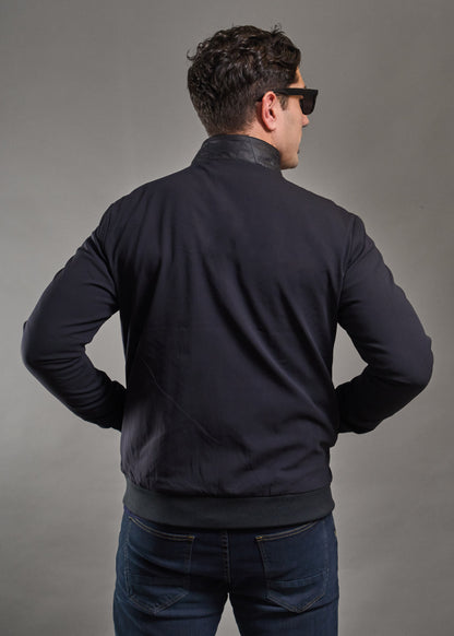 Campera SUIZA Negro · Slim fit