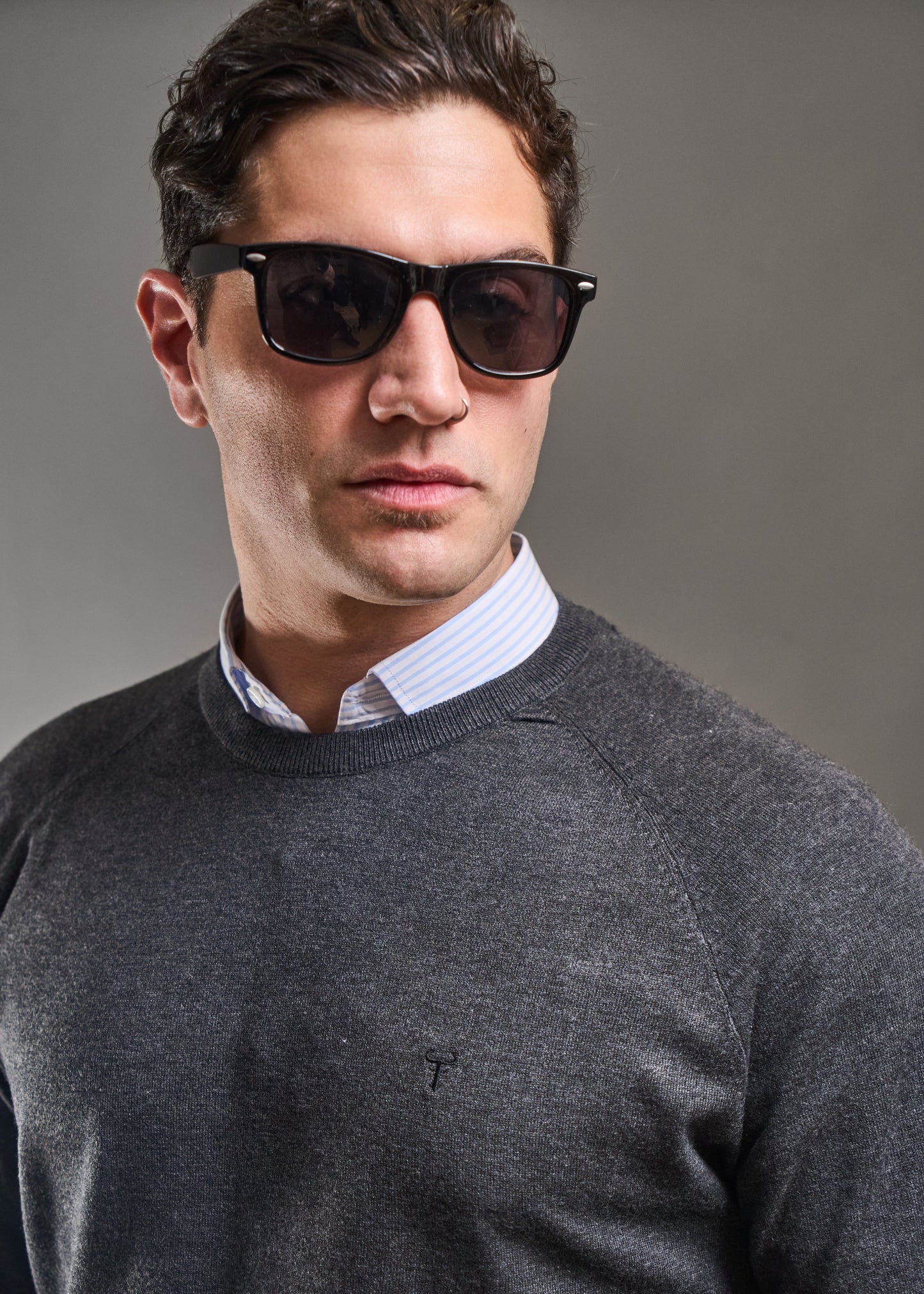 Sweater LECLERC Gris · Slim Fit