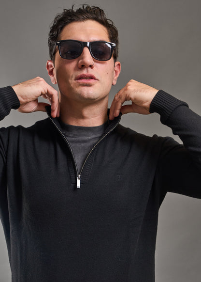 Sweater Hamilton Negro · Cuello medio cierre