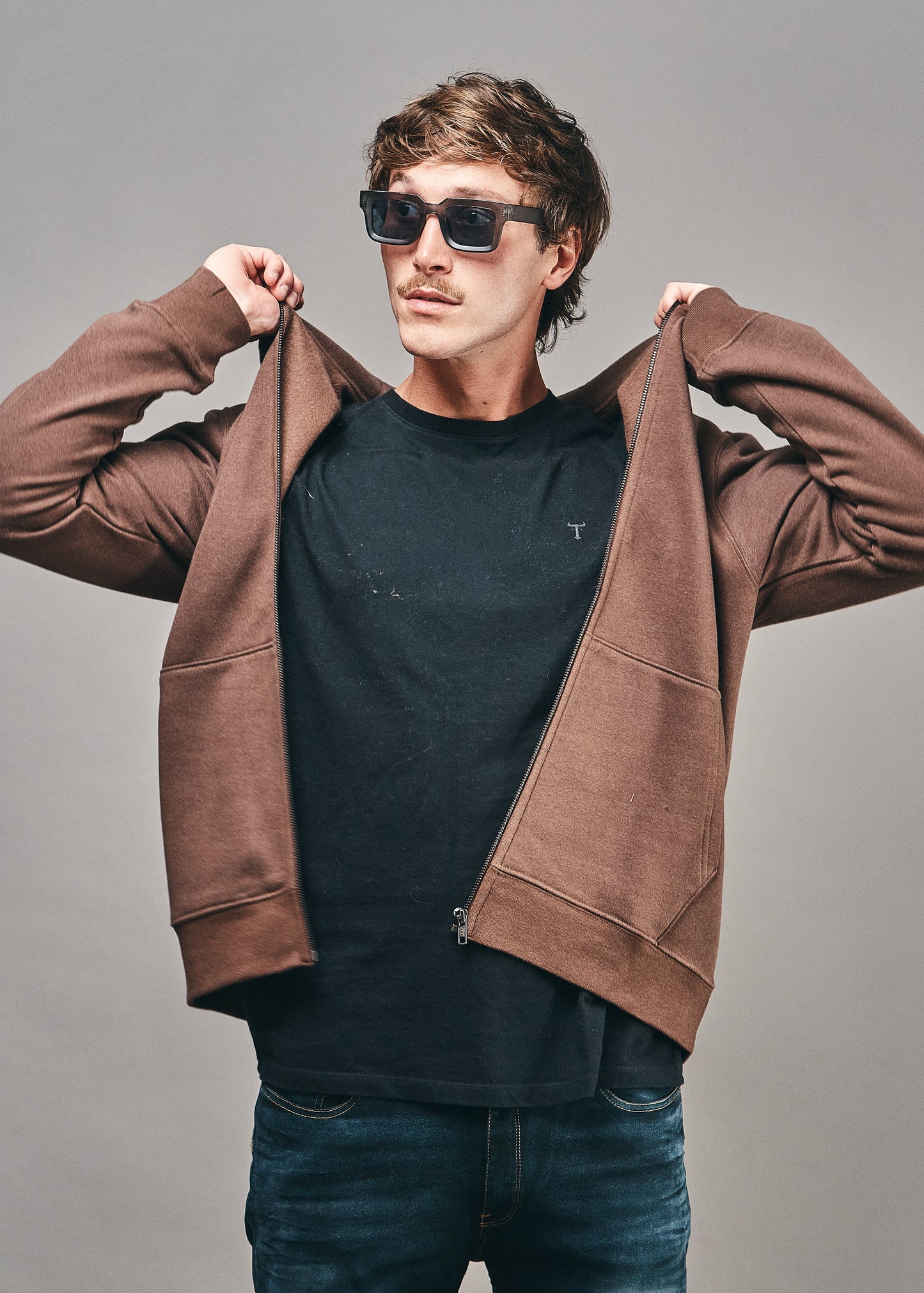 Campera MASON Chocolate · Frisa · Slim Fit