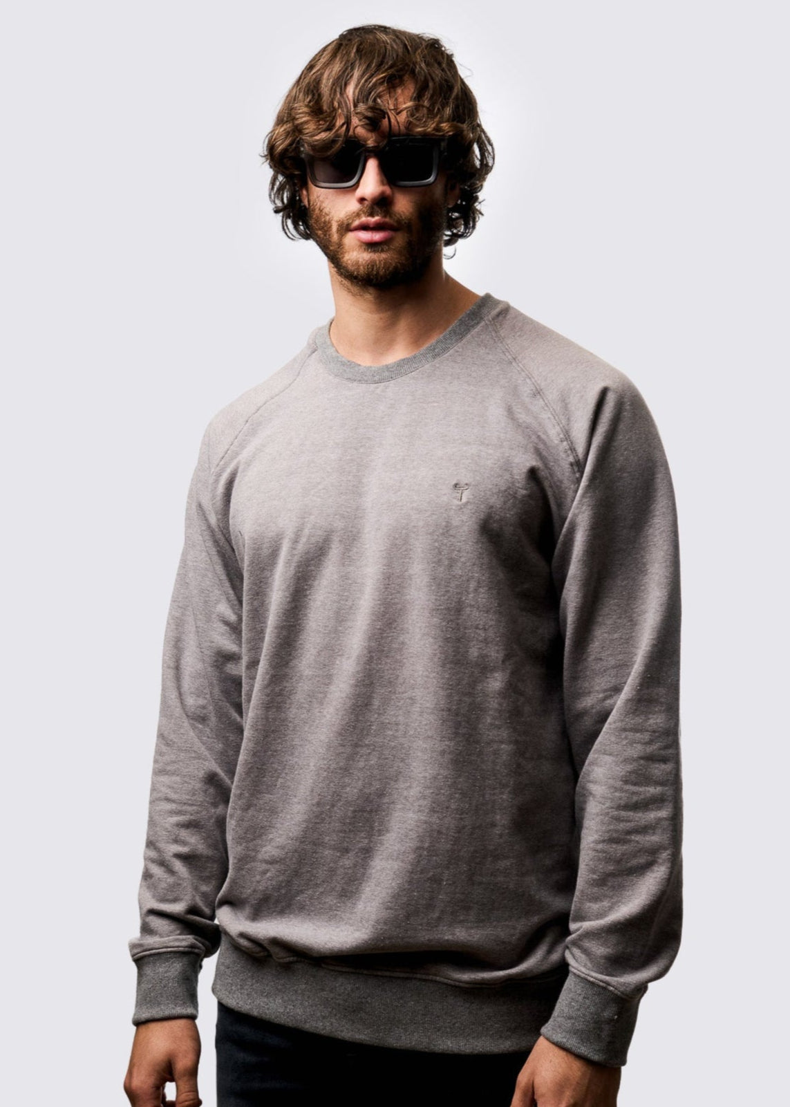 Buzo Ward · Slim Fit