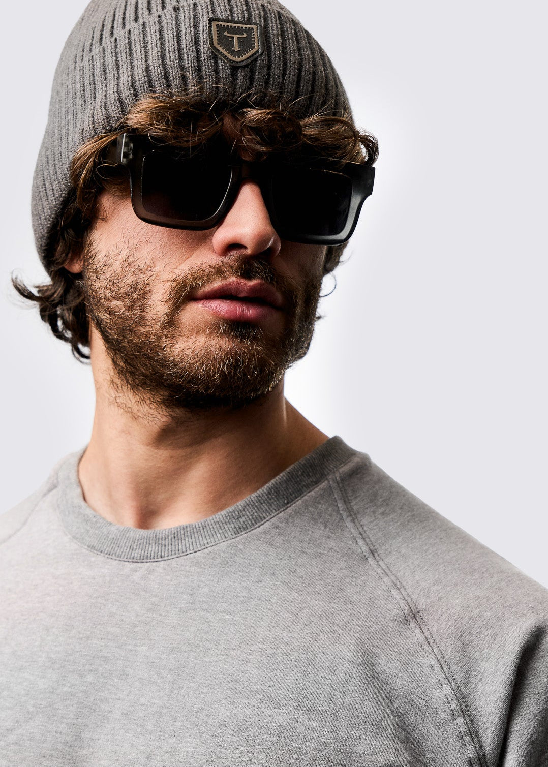 Buzo Novak · Slim Fit