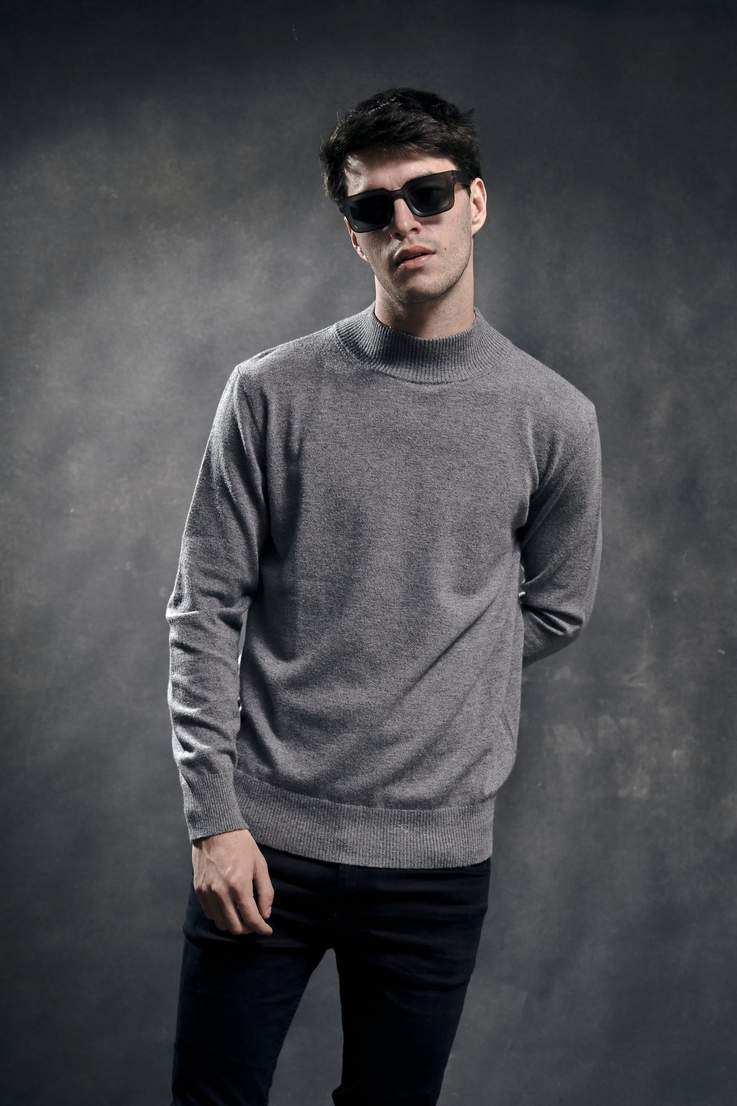 Sweater Nox · Cuello polera
