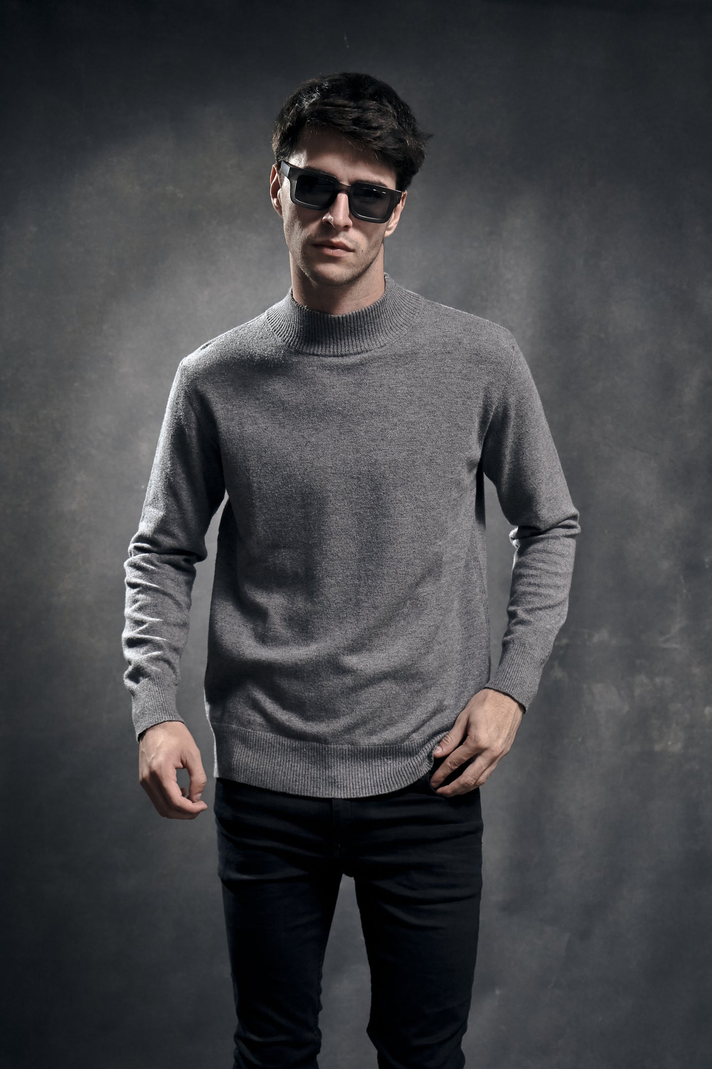 Sweater Nox · Cuello polera