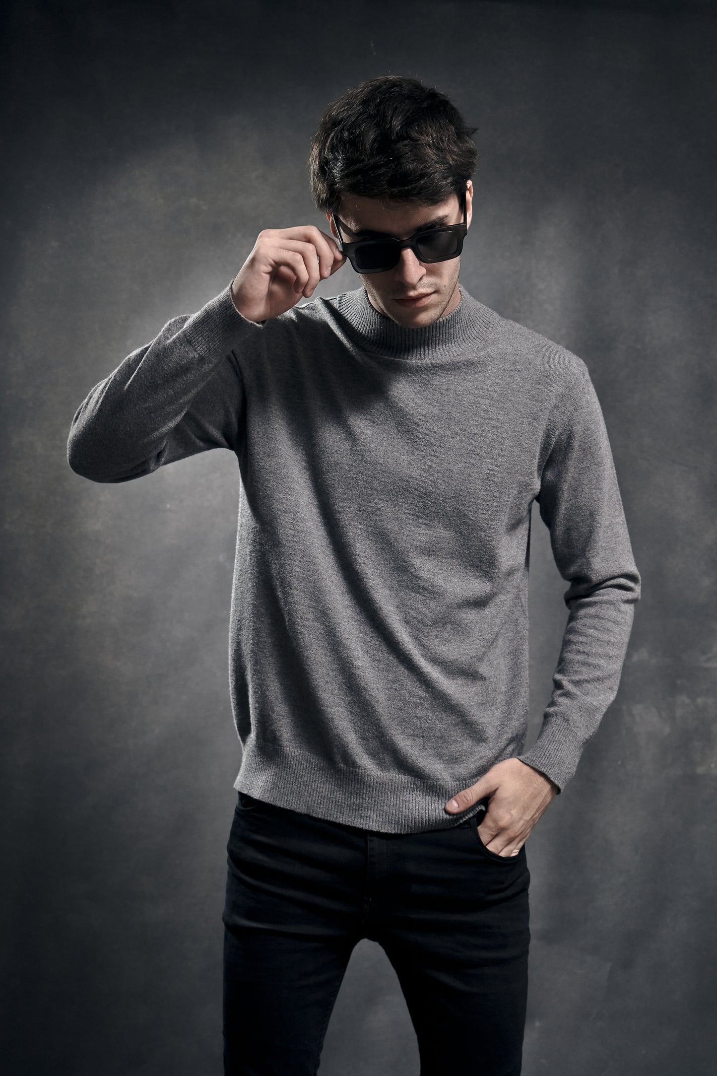 Sweater Nox · Cuello polera