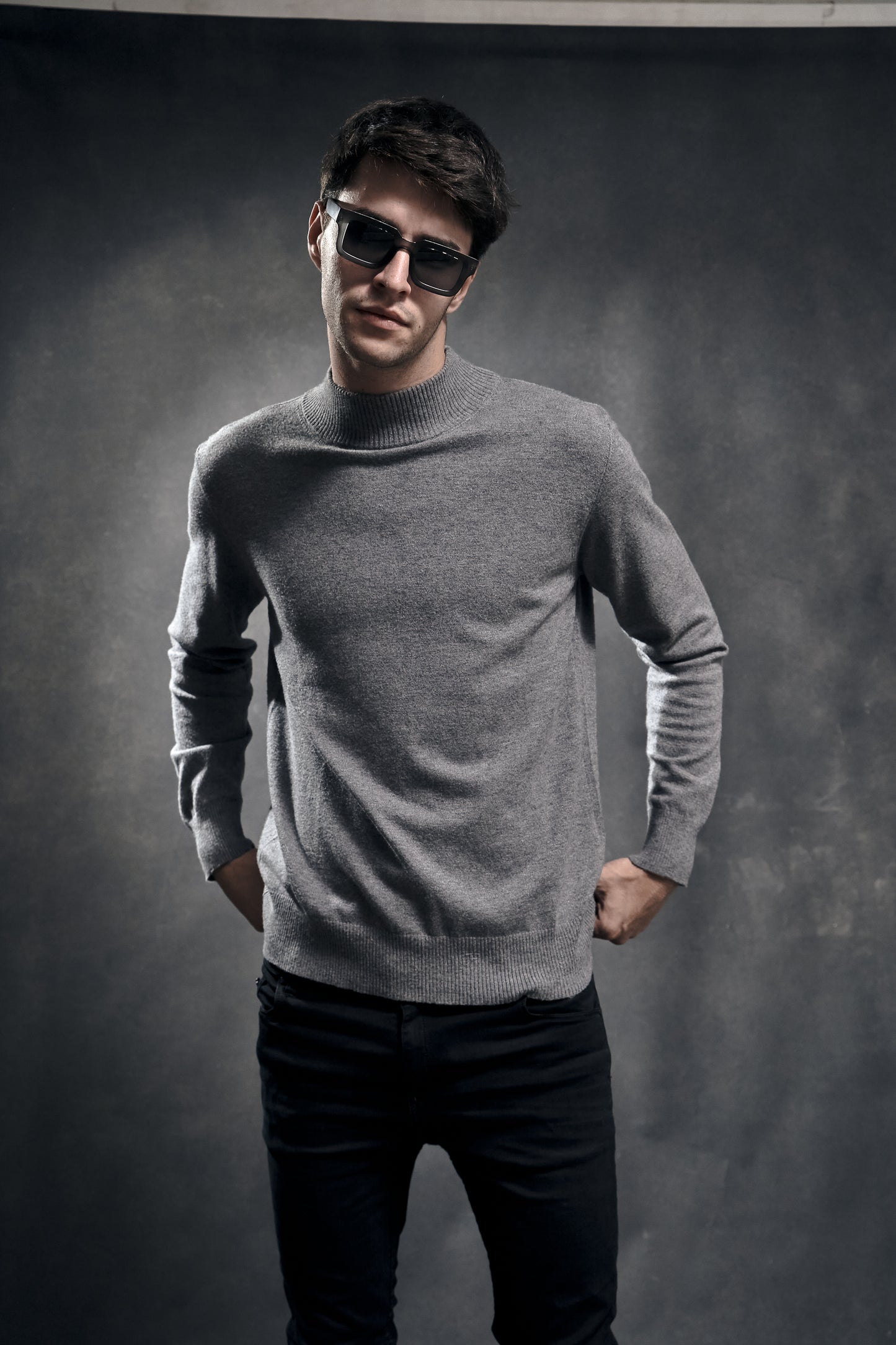 Sweater Nox · Cuello polera