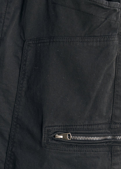 Babucha Guinea · Slim fit