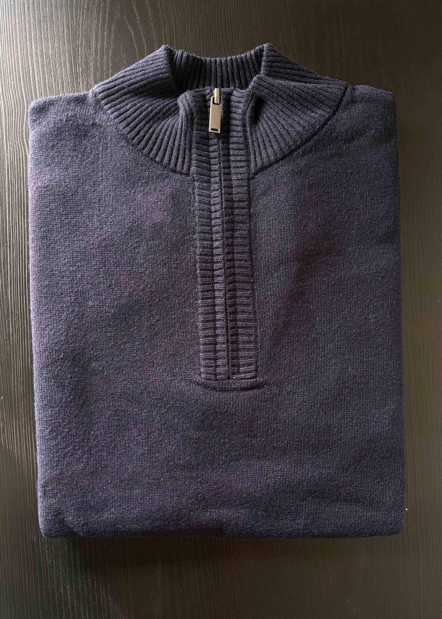 Sweater Hamilton Marino · Cuello medio cierre