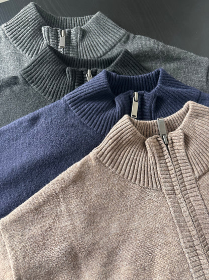Sweater Hamilton Gris· Cuello medio cierre