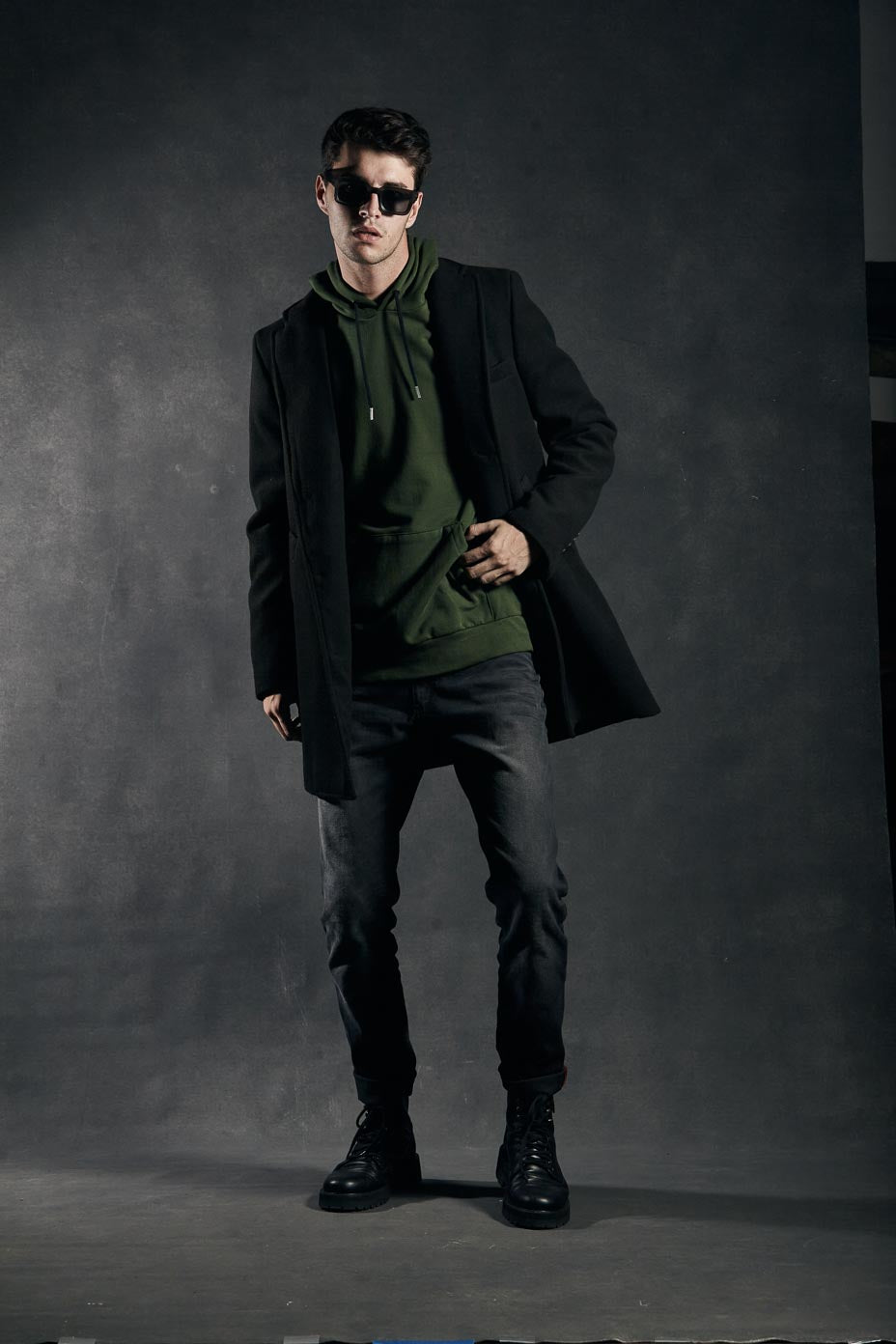 Sacon Logan Negro · Slim fit