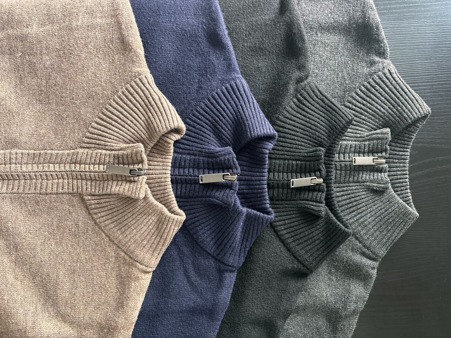 Sweater Hamilton Marino · Cuello medio cierre