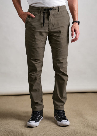 Pantalón Cargo Hell · Militar Slim Fit