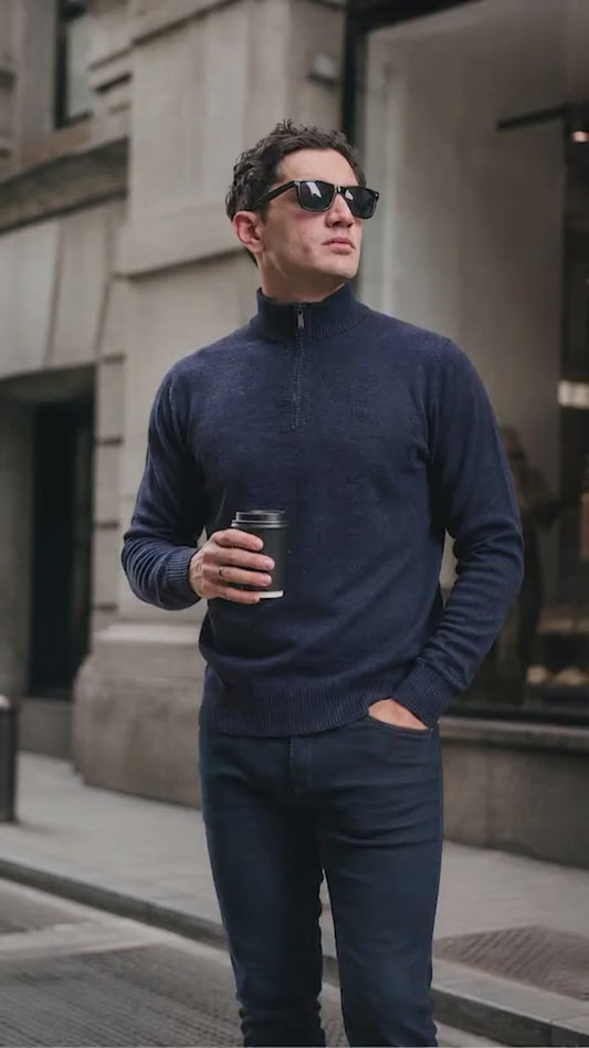 Sweater Hamilton Marino · Cuello medio cierre