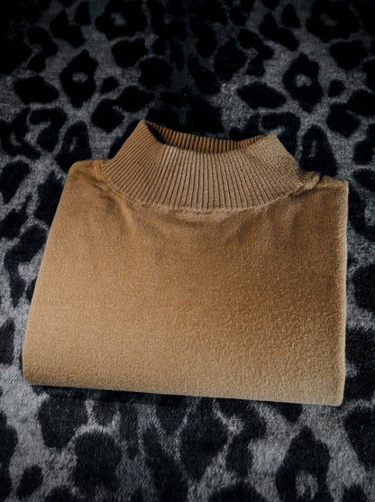 Sweater Nox · Cuello polera