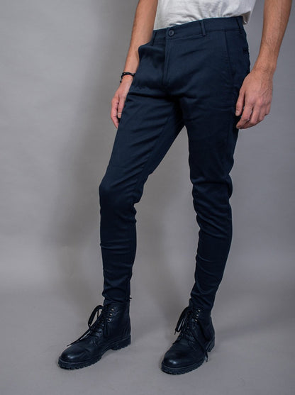 Chino Tarly · Skinny fit