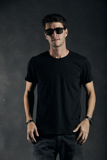 Remera Fox con bolsillo · Flame