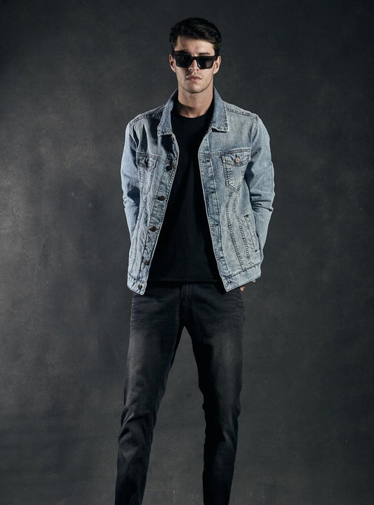 Remera Fox con bolsillo · Flame