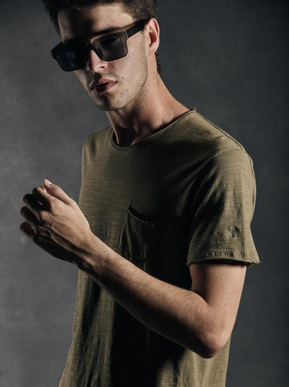 Remera Fox con bolsillo · Flame